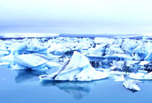 iceland-vacations-glacier-lake